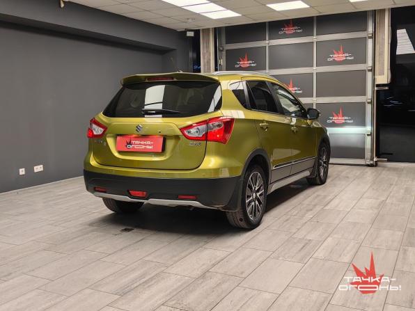 Suzuki SX4 II (S-Cross) с пробегом 2013 года, цена 1 098 000 рублей, 180000 км, хэтчбек, Автокод Объявления