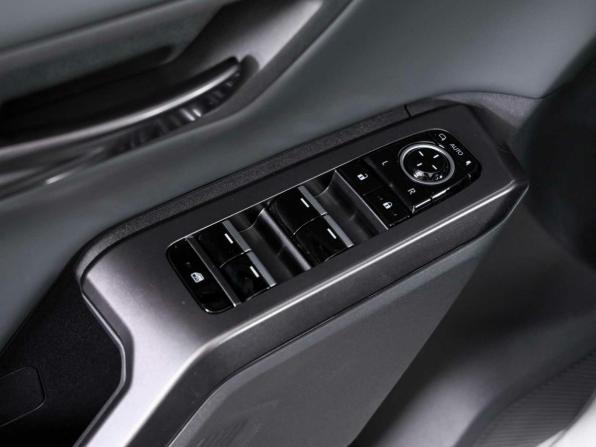 Toyota RAV4 VI (XA60) с пробегом 2025 года, цена 4 070 000 рублей, 40 км, внедорожник, Автокод Объявления