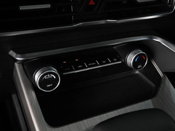 Geely Coolray I с пробегом 2023 года, цена 1 849 000 рублей, 37700 км, внедорожник, Автокод Объявления