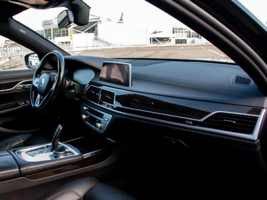 BMW 7 серии VI (G11/G12) Рестайлинг Москва  - изображение 10