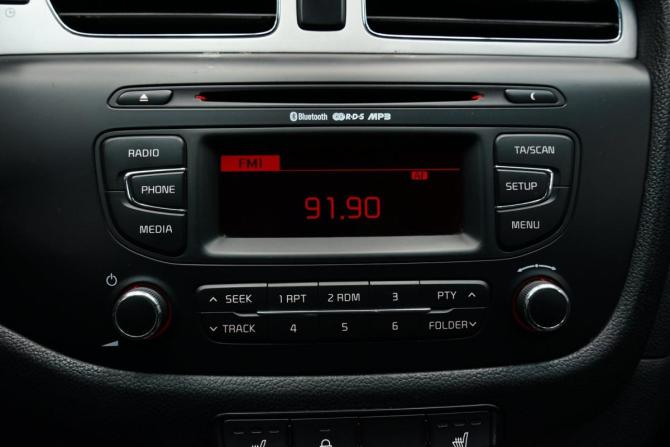Kia Ceed II с пробегом 2013 года, цена 1 190 000 рублей, 227605 км, хэтчбек, Автокод Объявления