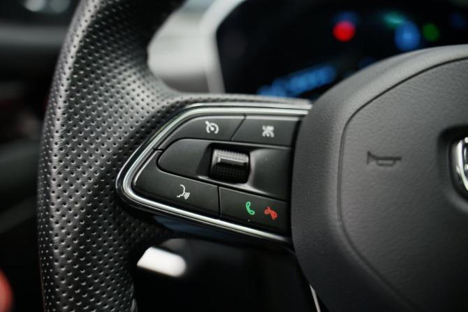 Geely Coolray I Рестайлинг с пробегом 2024 года, цена 2 240 000 рублей, 27000 км, внедорожник, Автокод Объявления