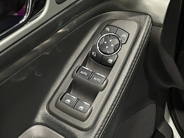 Ford Explorer V с пробегом 2015 года, цена 2 019 000 рублей, 233330 км, внедорожник, Автокод Объявления