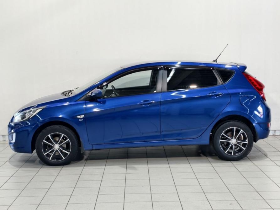 Hyundai Solaris I Курск  - изображение 2