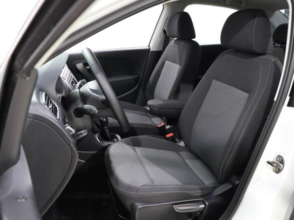 Volkswagen Polo V Рестайлинг с пробегом 2017 года, цена 1 039 000 рублей, 191659 км, седан, Автокод Объявления