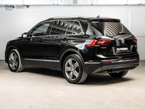 Volkswagen Tiguan II с пробегом 2017 года, цена 2 688 000 рублей, 162394 км, внедорожник, Автокод Объявления