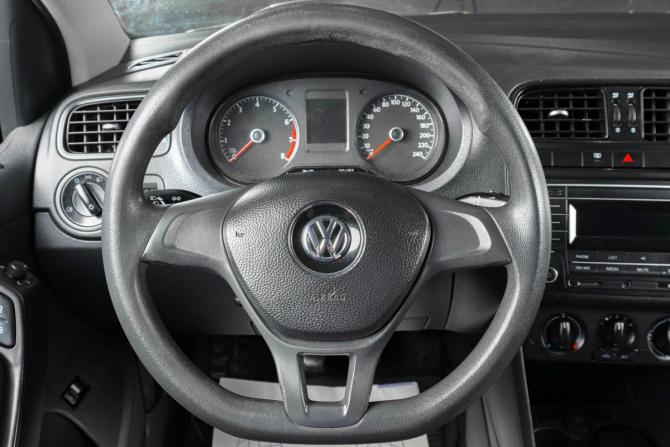 Volkswagen Polo V Рестайлинг с пробегом 2018 года, цена 769 000 рублей, 276000 км, седан, Автокод Объявления