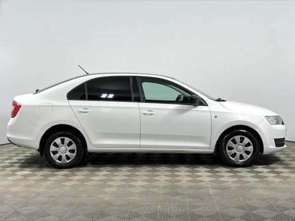 Skoda Rapid I с пробегом 2016 года, цена 855 900 рублей, 110336 км, лифтбек, Автокод Объявления