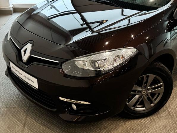 Renault Fluence I Рестайлинг с пробегом 2014 года, цена 770 000 рублей, 143000 км, седан, Автокод Объявления