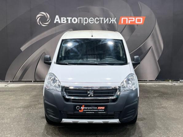 Peugeot Partner II Рестайлинг 2 с пробегом 2017 года, цена 990 000 рублей, 172080 км, фургон, Автокод Объявления