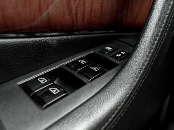 Infiniti FX II (S51) Рестайлинг с пробегом 2012 года, цена 1 700 000 рублей, 165395 км, внедорожник, Автокод Объявления