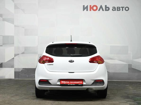 Kia Ceed II с пробегом 2014 года, цена 800 000 рублей, 202726 км, хэтчбек, Автокод Объявления