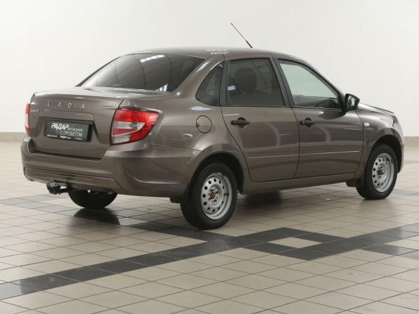 Lada (ВАЗ) Granta I Рестайлинг с пробегом 2019 года, цена 524 000 рублей, 124000 км, седан, Автокод Объявления