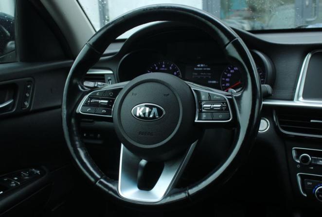 Kia Optima IV с пробегом 2018 года, цена 1 600 000 рублей, 131064 км, седан, Автокод Объявления