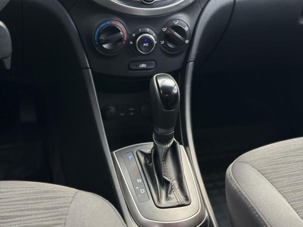 Hyundai Solaris I Рестайлинг с пробегом 2016 года, цена 1 025 000 рублей, 124850 км, седан, Автокод Объявления