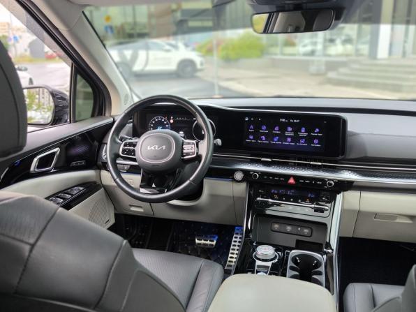 Kia Carnival IV с пробегом 2021 года, цена 4 700 000 рублей, 89368 км, минивэн, Автокод Объявления