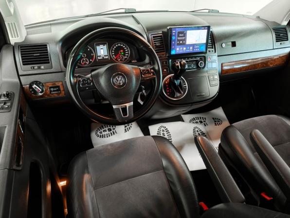 Volkswagen Multivan T5 Рестайлинг с пробегом 2011 года, цена 2 280 300 рублей, 268843 км, минивэн, Автокод Объявления