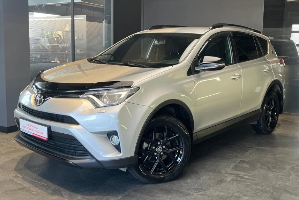 Toyota RAV4 IV (XA40) Рестайлинг Абакан  - изображение 2