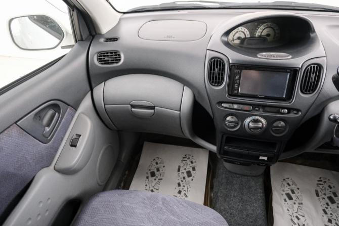 Toyota FunCargo с пробегом 2001 года, цена 459 000 рублей, 420000 км, компактвэн, Автокод Объявления