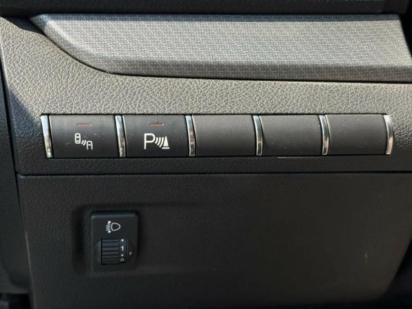 Lada (ВАЗ) Vesta I Рестайлинг (NG) с пробегом 2024 года, цена 1 590 000 рублей, 11613 км, седан, Автокод Объявления
