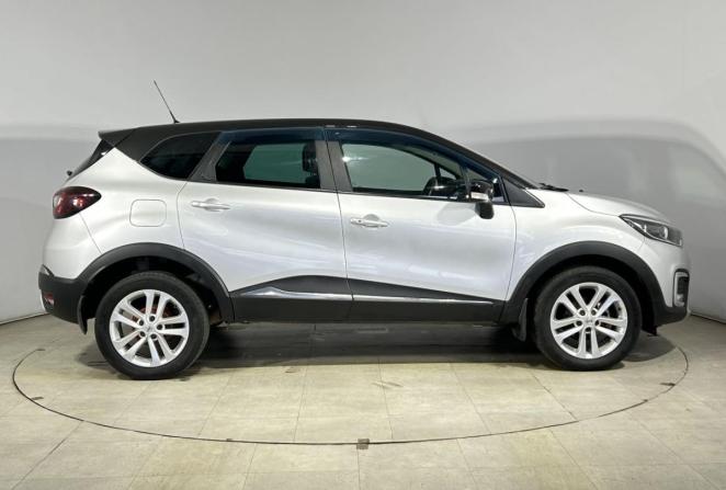 Renault Kaptur I с пробегом 2017 года, цена 1 350 000 рублей, 110295 км, внедорожник, Автокод Объявления