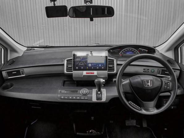 Honda Freed I с пробегом 2011 года, цена 1 050 000 рублей, 154180 км, компактвэн, Автокод Объявления