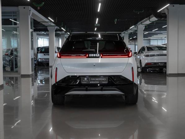 Zeekr X I с пробегом 2023 года, цена 4 340 000 рублей, 34393 км, внедорожник, Автокод Объявления