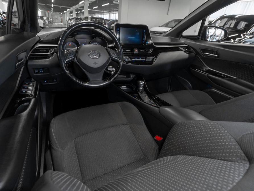 Toyota C-HR I Москва  - изображение 7