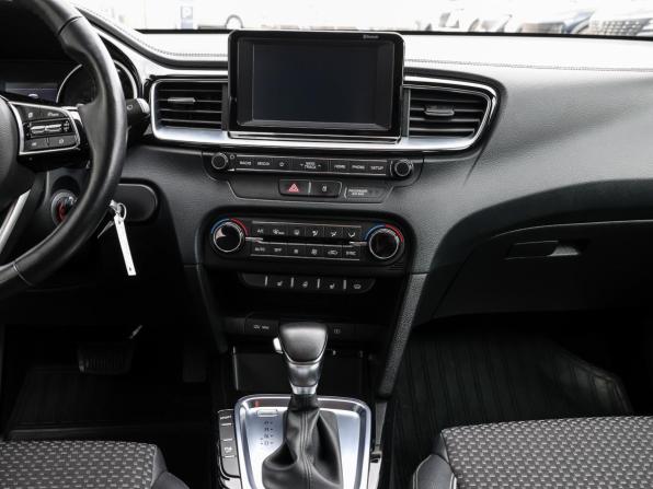 Kia Ceed III с пробегом 2018 года, цена 1 698 000 рублей, 56330 км, хэтчбек, Автокод Объявления