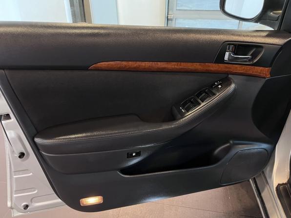 Toyota Avensis II Рестайлинг с пробегом 2008 года, цена 728 000 рублей, 392679 км, седан, Автокод Объявления