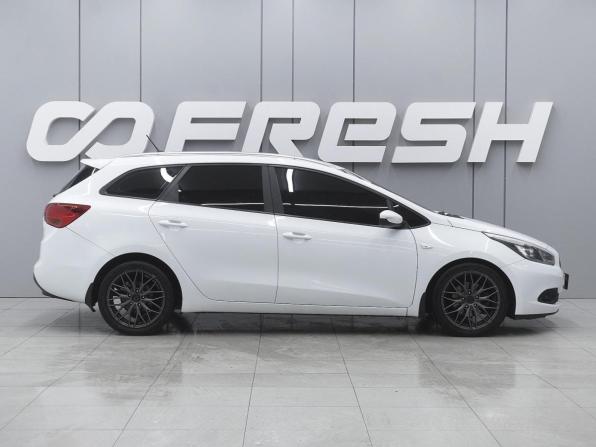 Kia Ceed II с пробегом 2013 года, цена 1 120 000 рублей, 216109 км, универсал, Автокод Объявления