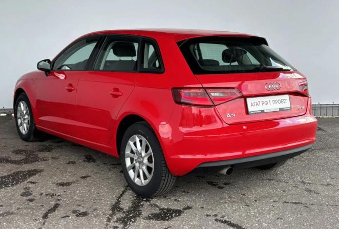 Audi A3 III (8V) с пробегом 2015 года, цена 1 245 000 рублей, 146432 км, хэтчбек, Автокод Объявления