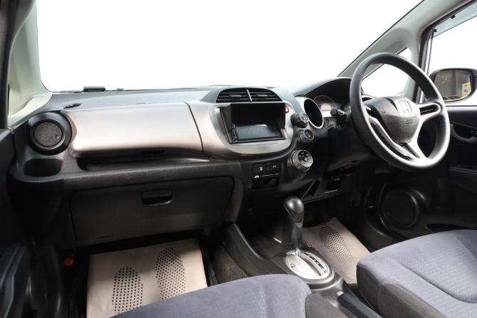 Honda Fit II с пробегом 2010 года, цена 659 000 рублей, 168000 км, хэтчбек, Автокод Объявления