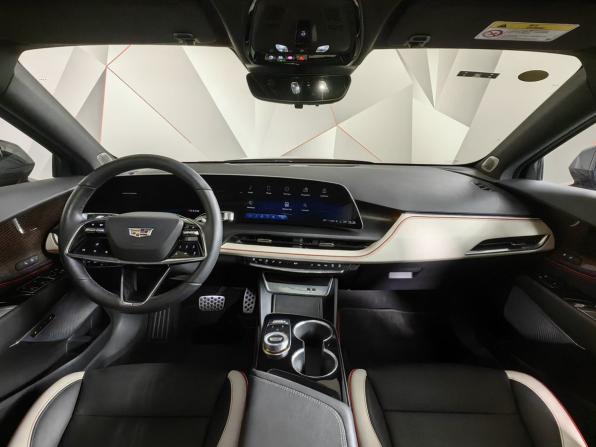 Cadillac GT4 с пробегом 2023 года, цена 5 220 000 рублей, 25036 км, внедорожник, Автокод Объявления