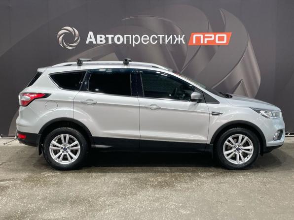 Ford Kuga II Рестайлинг с пробегом 2018 года, цена 1 415 000 рублей, 263106 км, внедорожник, Автокод Объявления