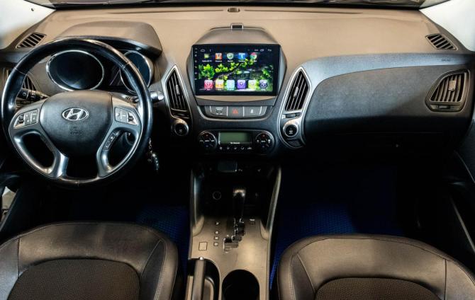 Hyundai ix35 I Рестайлинг с пробегом 2013 года, цена 1 299 000 рублей, 176472 км, внедорожник, Автокод Объявления