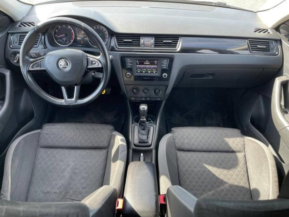 Skoda Rapid I с пробегом 2015 года, цена 889 000 рублей, 228000 км, лифтбек, Автокод Объявления