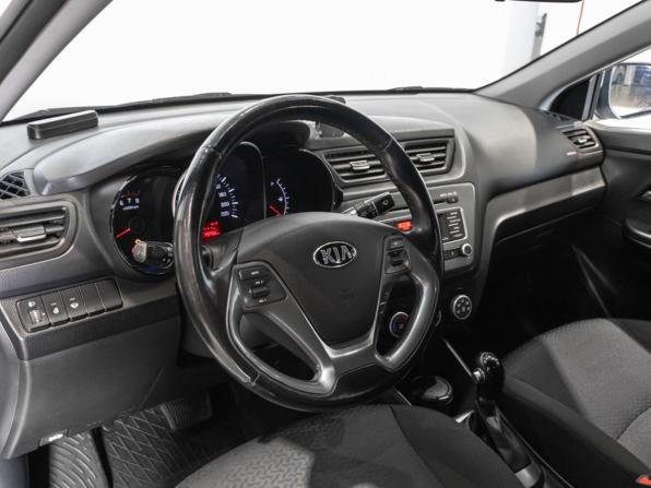 Kia Rio III Рестайлинг с пробегом 2016 года, цена 980 000 рублей, 175600 км, седан, Автокод Объявления