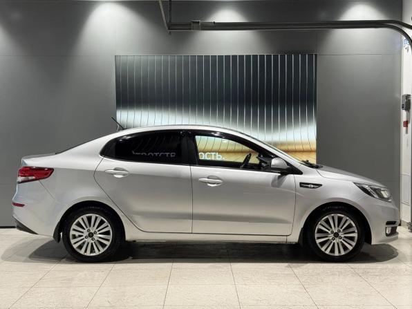 Kia Rio III Рестайлинг с пробегом 2015 года, цена 995 000 рублей, 137001 км, седан, Автокод Объявления