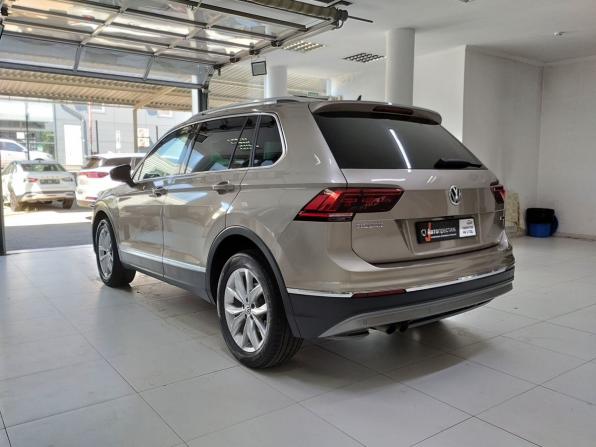 Volkswagen Tiguan II с пробегом 2018 года, цена 2 500 000 рублей, 138800 км, внедорожник, Автокод Объявления