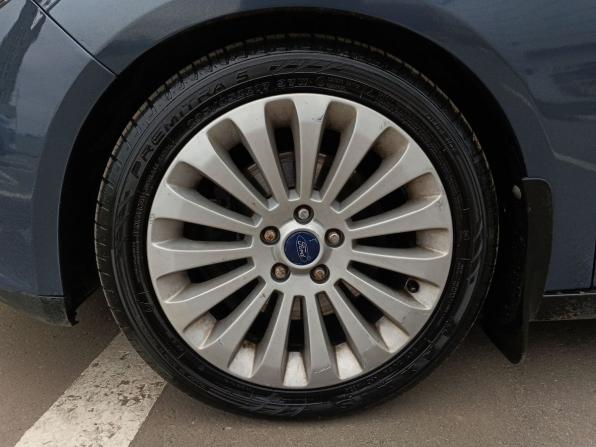 Ford Focus III с пробегом 2012 года, цена 749 000 рублей, 327631 км, универсал, Автокод Объявления
