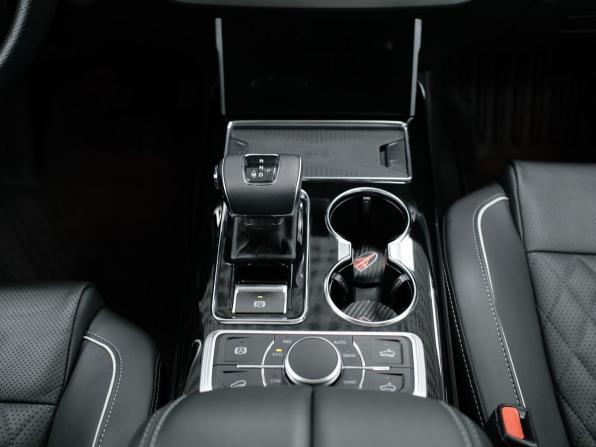 Hongqi HS7 I с пробегом 2023 года, цена 3 584 000 рублей, 41394 км, внедорожник, Автокод Объявления