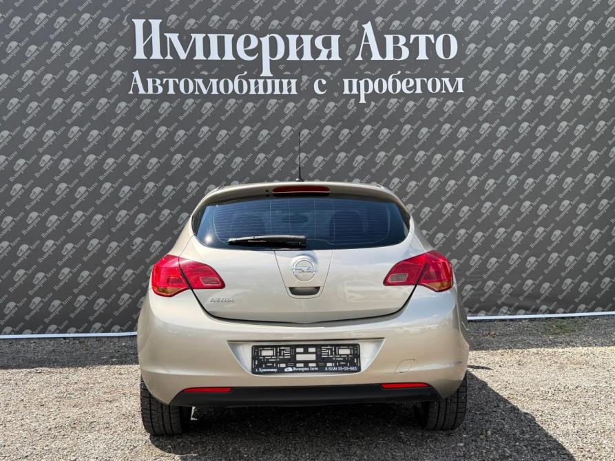 Opel Astra J Краснодар  - изображение 9
