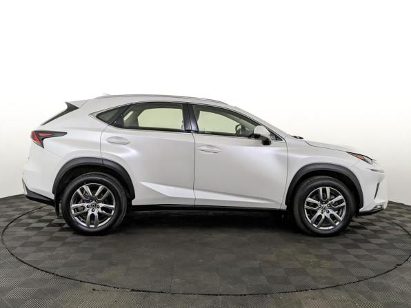 Lexus NX I Рестайлинг с пробегом 2019 года, цена 2 855 000 рублей, 130050 км, внедорожник, Автокод Объявления