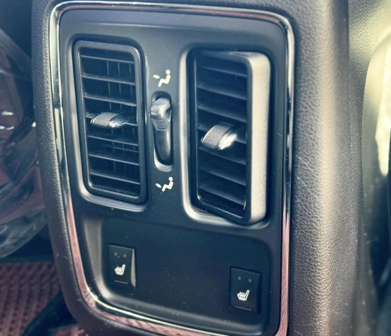 Jeep Grand Cherokee IV (WK2) Воронеж  - изображение 23