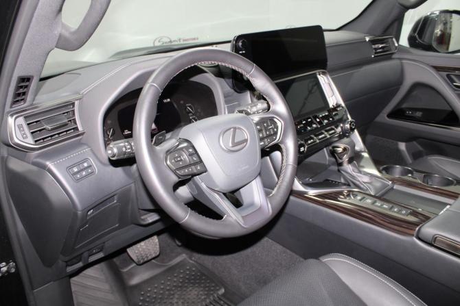 Lexus LX IV с пробегом 2022 года, цена 15 000 000 рублей, 17900 км, внедорожник, Автокод Объявления