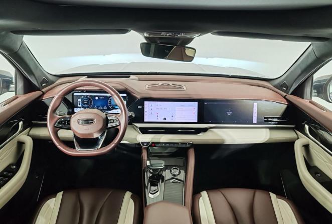 Geely Monjaro I с пробегом 2023 года, цена 3 100 000 рублей, 24345 км, внедорожник, Автокод Объявления