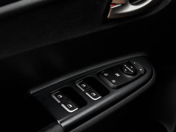Kia Rio IV с пробегом 2020 года, цена 1 770 000 рублей, 31000 км, хэтчбек, Автокод Объявления