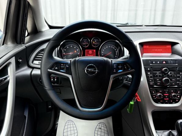 Opel Astra J с пробегом 2012 года, цена 599 000 рублей, 199000 км, хэтчбек, Автокод Объявления