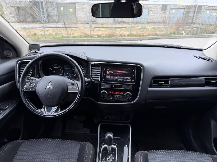 Mitsubishi Outlander III Рестайлинг 3 Санкт-Петербург  - изображение 19